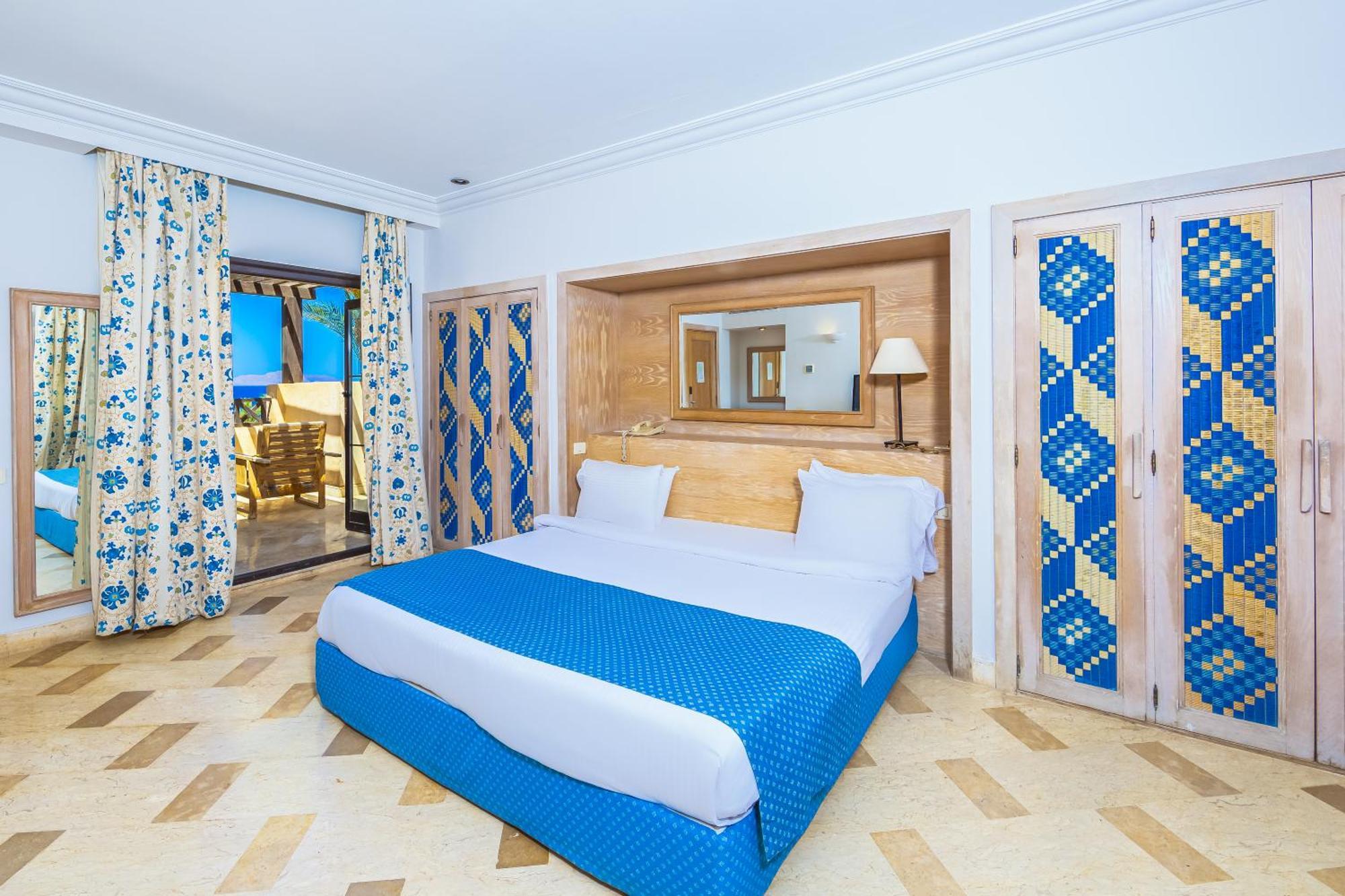 The Grand Hotel Sharm El Sheikh Εξωτερικό φωτογραφία A bedroom at the hotel